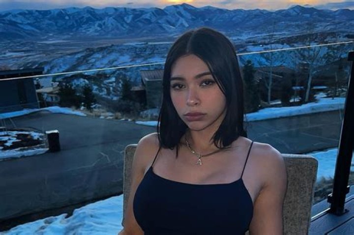 Aishah Sofey S: The Rising Star in the Entertainment Industry