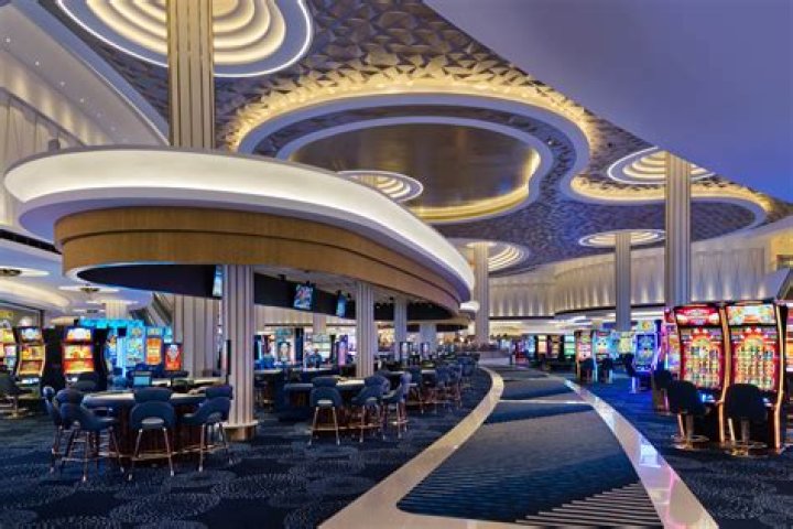 Experience the Thrill of NASCAR in Las Vegas