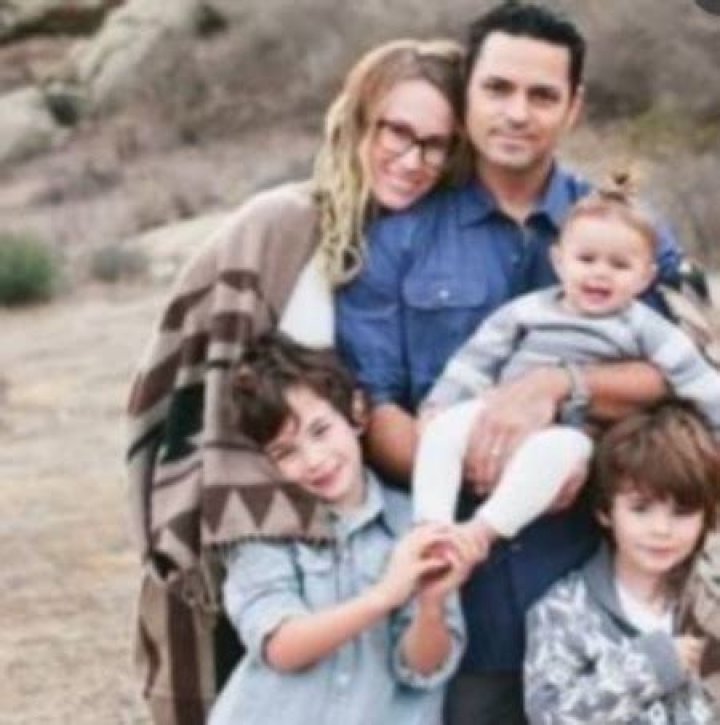 Meet the Mike Vitar Family: A Comprehensive Look into Their Life, Career, and Legacy