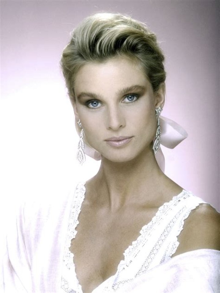 Nichole Sheridan: The Talented Actress Who Made Her Mark in Hollywood